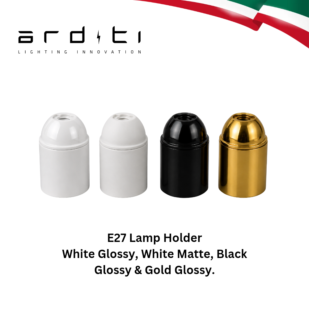 Smooth Outer Shell Lamp Holder